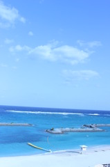 青空と青い海