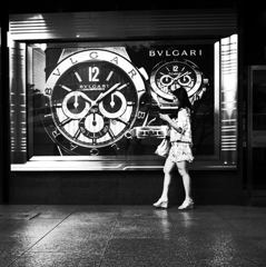 walking girl