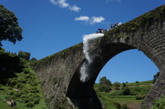 通潤橋