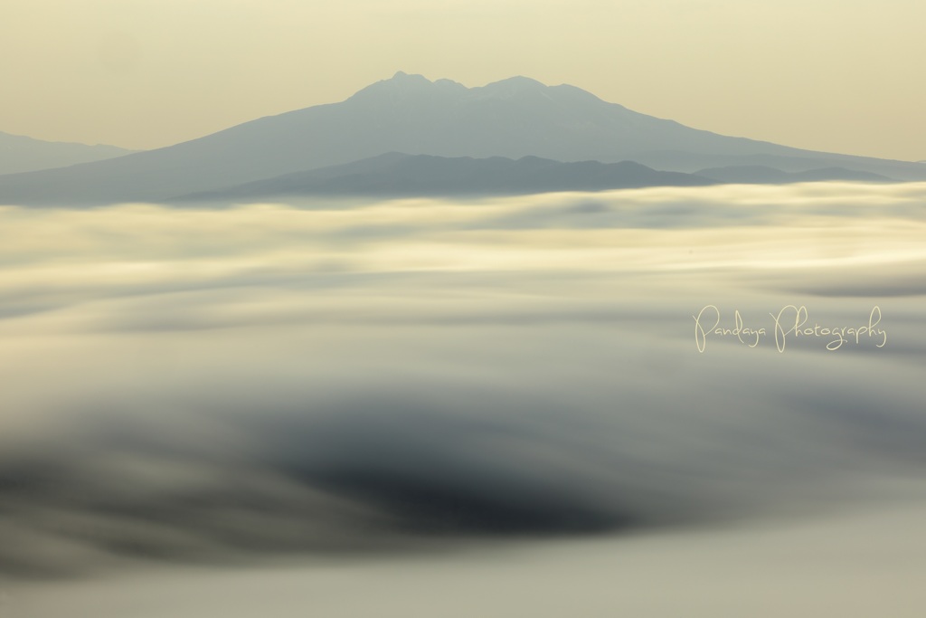 雲海~斜里岳遠望