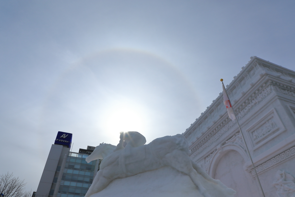 雪の凱旋門