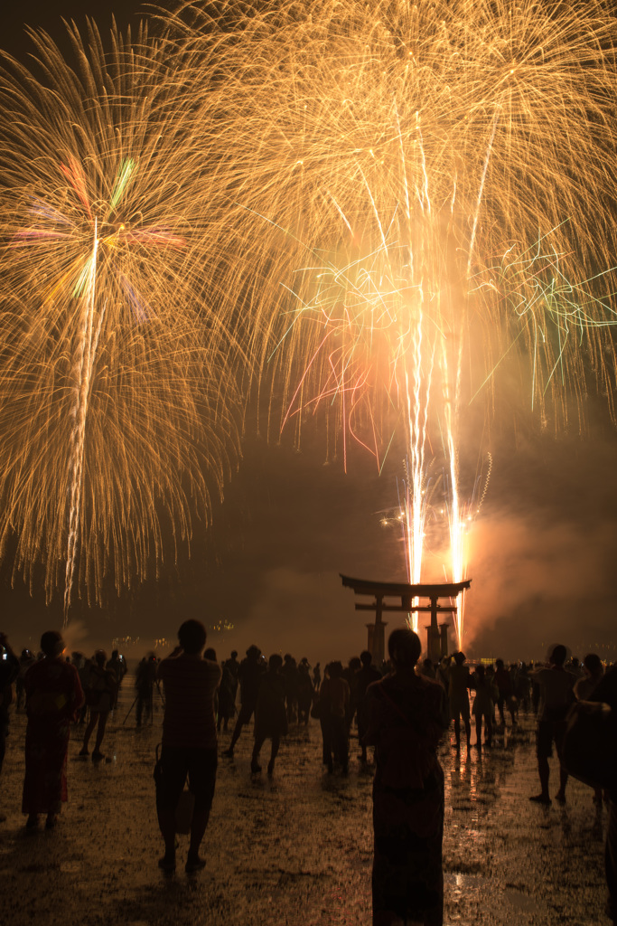 宮島水中花火大会2013