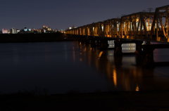 夜の鉄橋