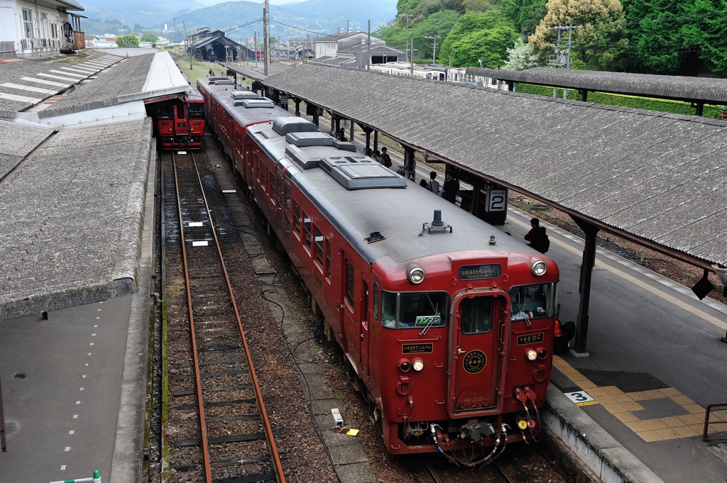 人吉駅にて