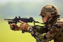 9mm機関けん銃