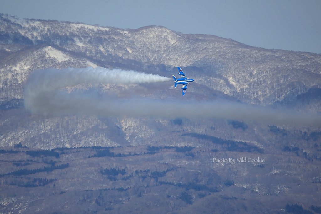720°ターン　(Blue impulse in HAKODATE)