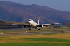 JAL B767 Take Off