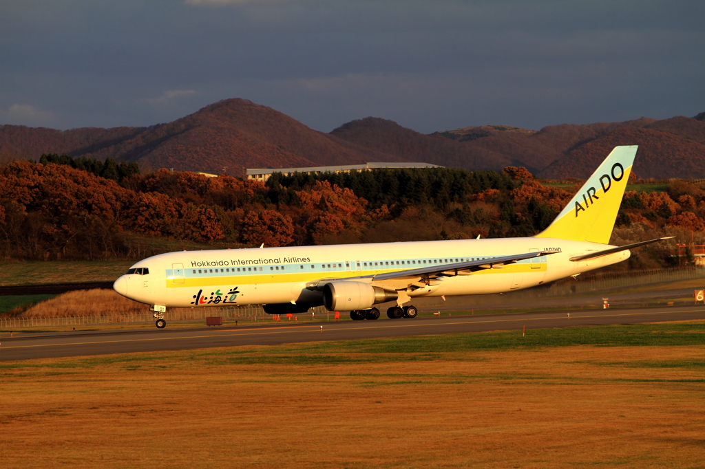 夕刻の函館空港