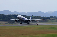 ANA B777-200　Take Off
