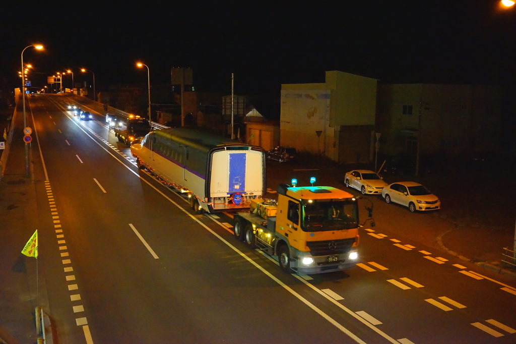 H5系北海道新幹線　H2編成陸送