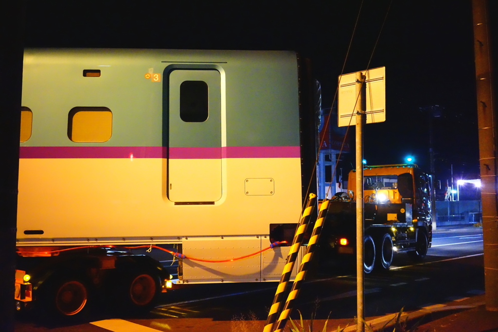 北海道新幹線　3号車陸送