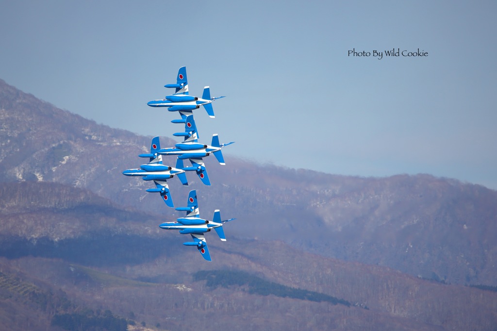 Fan Break　（Blue impulse in HAKODATE)