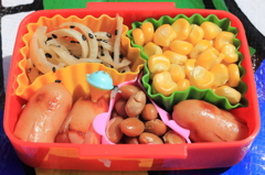 お弁当もって・・・