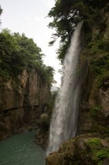 綿ヶ滝　全景