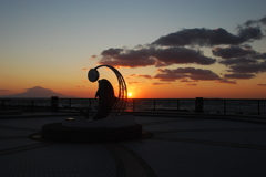 夕映えの利尻岳