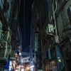 路地裏を吹き抜ける空っ風
