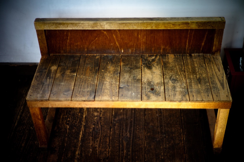 ベンチ（椅子）