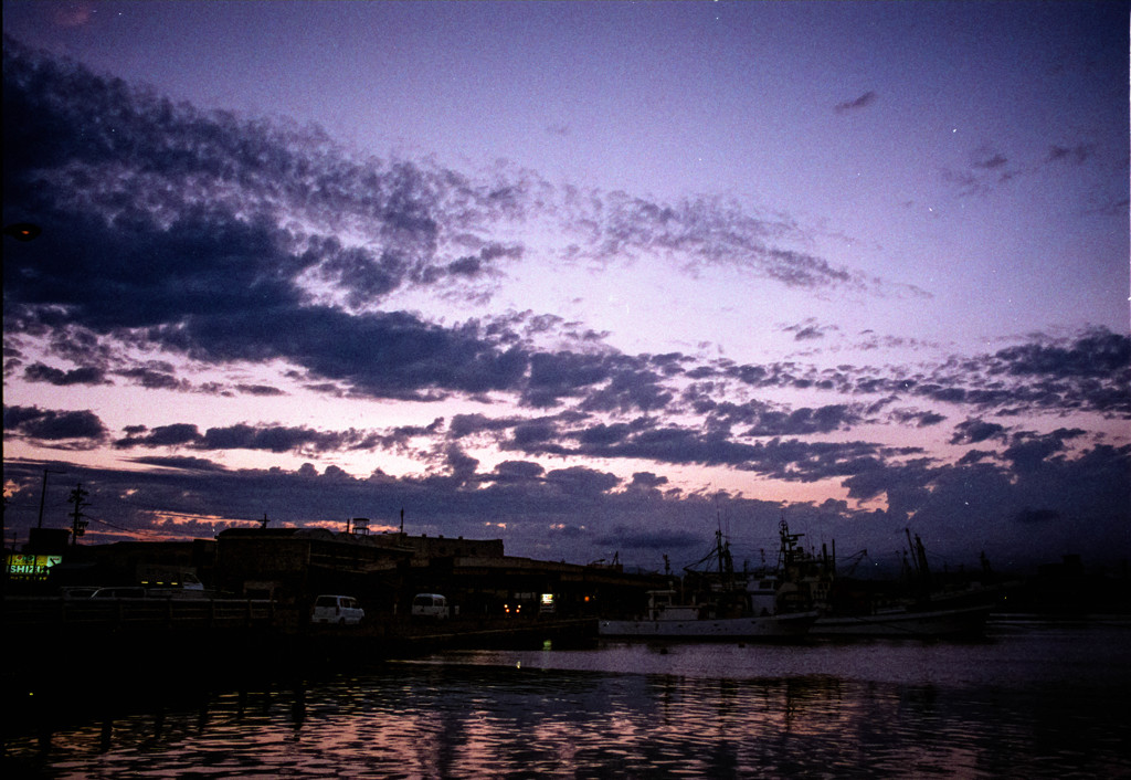 漁港夕空