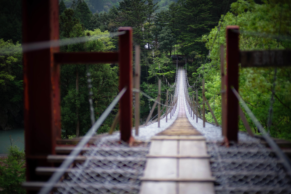吊り橋（遊湯橋）