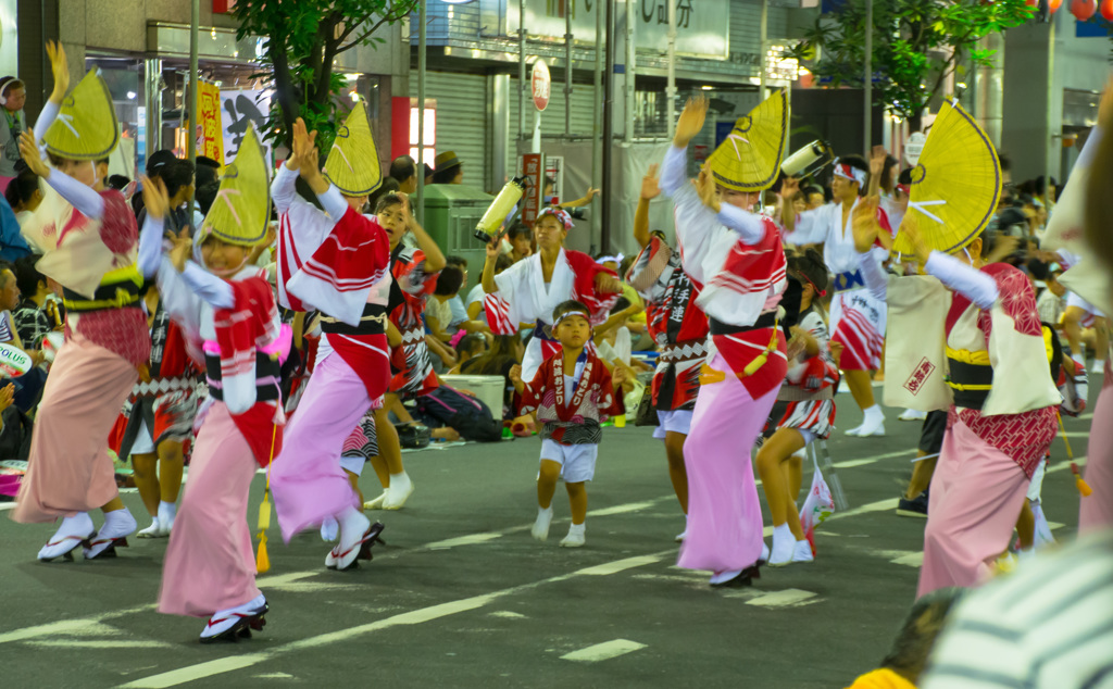 南越谷阿波踊り祭り　①