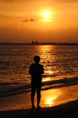 夕日に別れを告げて