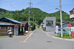 岩舟駅の短いメインストリート