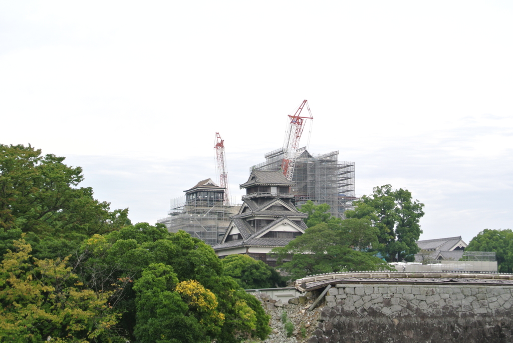 熊本城、復興中