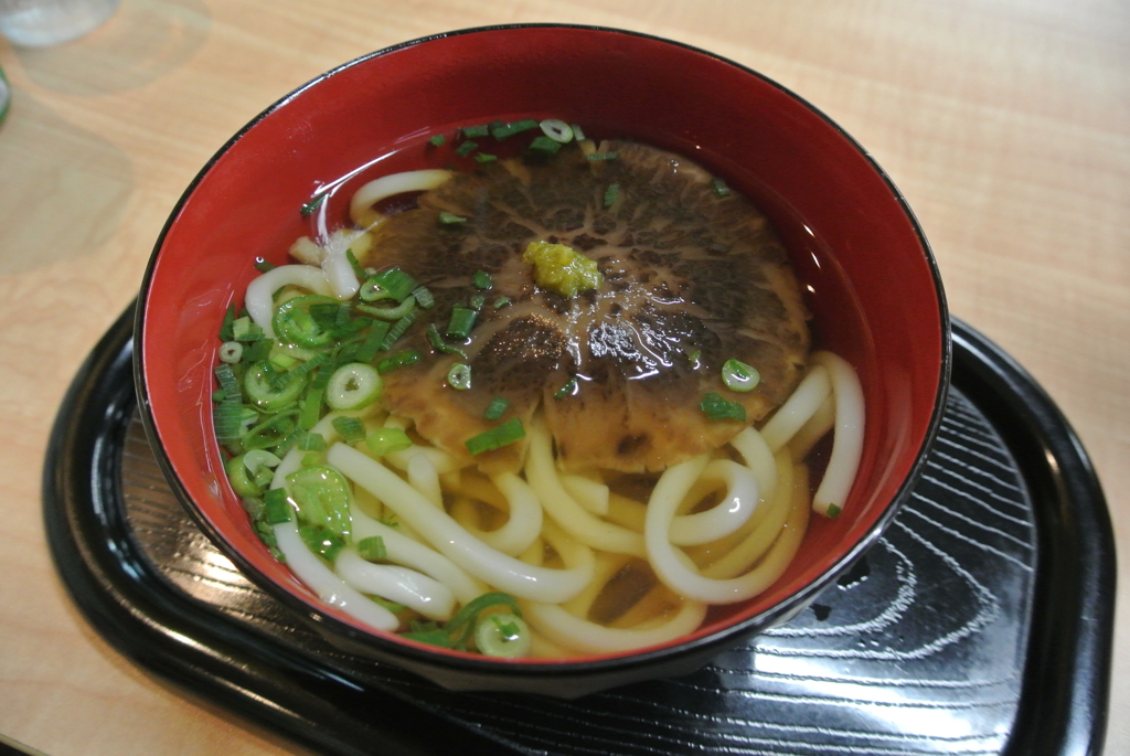大分空港名物「椎茸うどん」