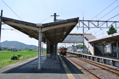 両毛線が岩舟駅か出発