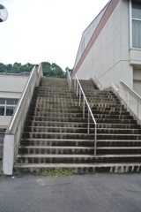 たむろする階段