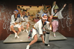 阿波踊りの人形の迫力がすごい…