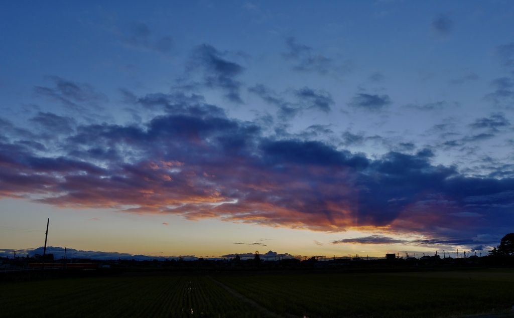 夕景　ひかりさす