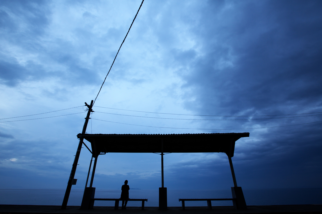 雨へと向かう空