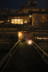 祇園　川沿いのお店