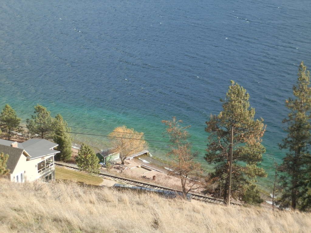 晩春のKal Lake