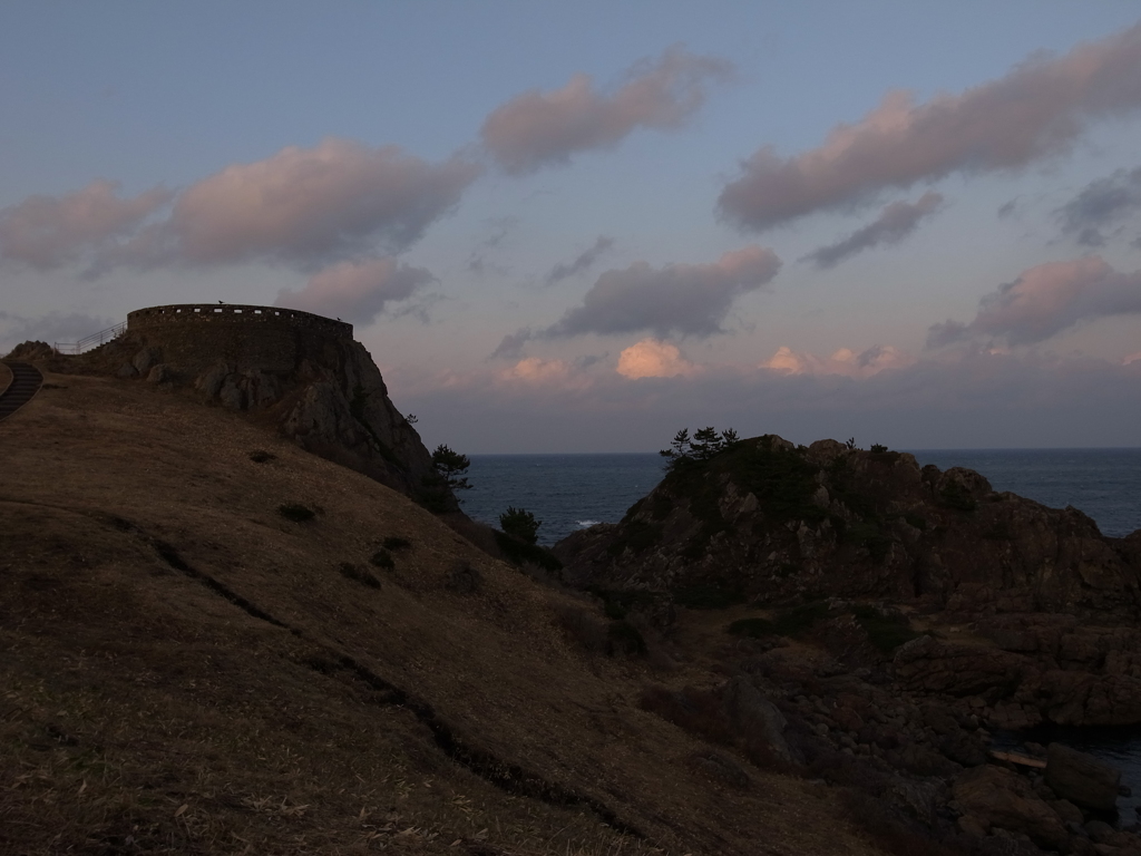 夕暮れ時の展望台