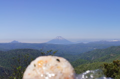 羊蹄山を見ながらおにぎりを食べたよ＾＾