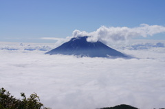 雲の上の羊蹄山