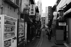 すすきのの小路