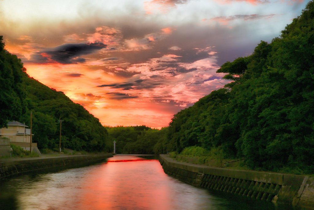 運河の夕暮