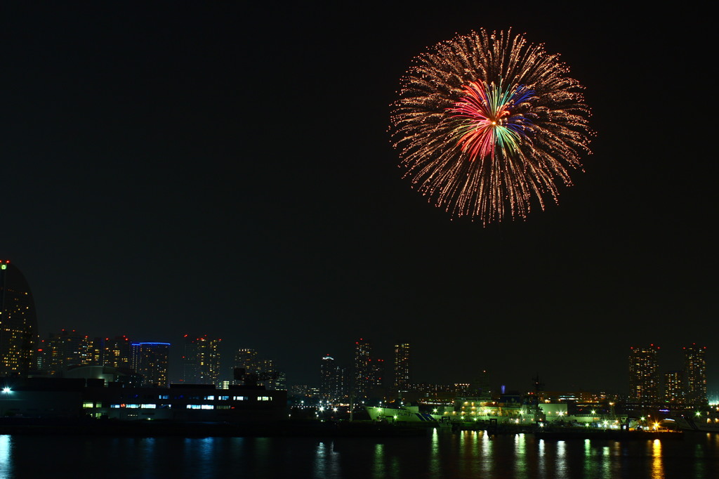 横浜開港祭　花火１１