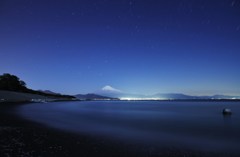 富士山に降る星