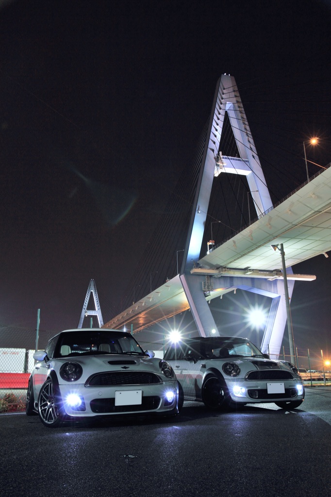 MINIとトリトン