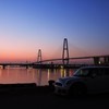 ブルーアワーに佇んで