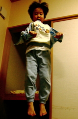 JUMP(押入れから）