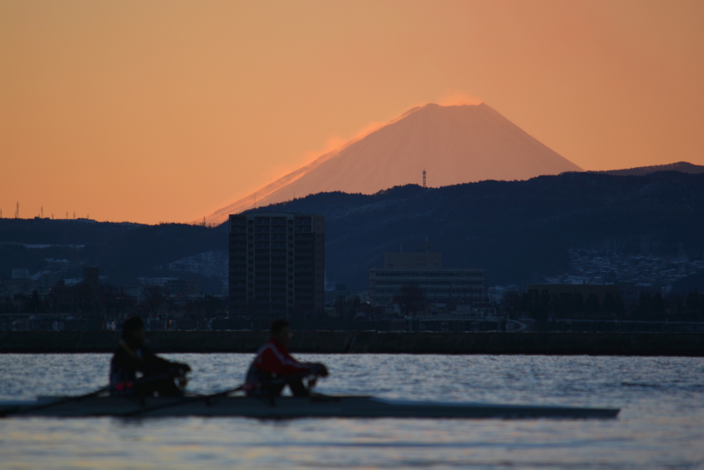 諏訪湖と富士