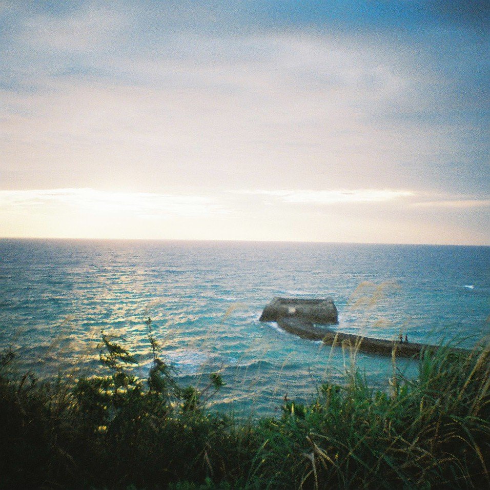 沖縄の青