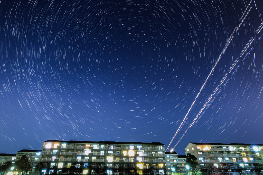 街中の星空