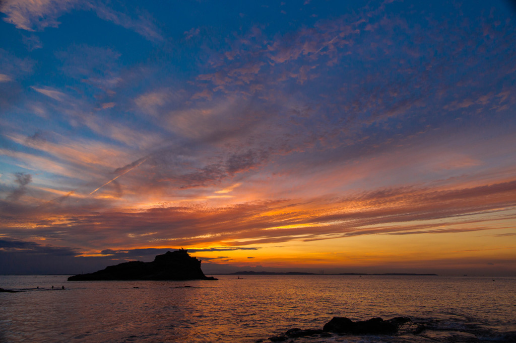 『浦賀水道の夕陽』