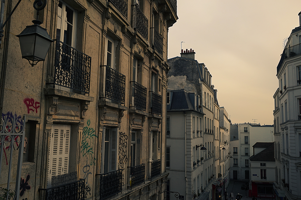 15:03:10 Paris